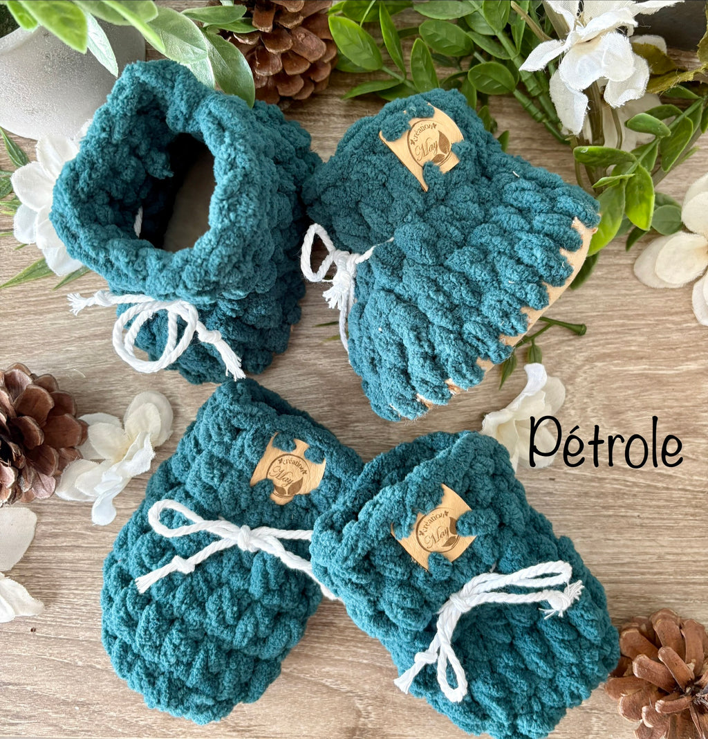 Duo pantoufles et mitaines pour BÉBÉ en polyester AVEC FOURRURE