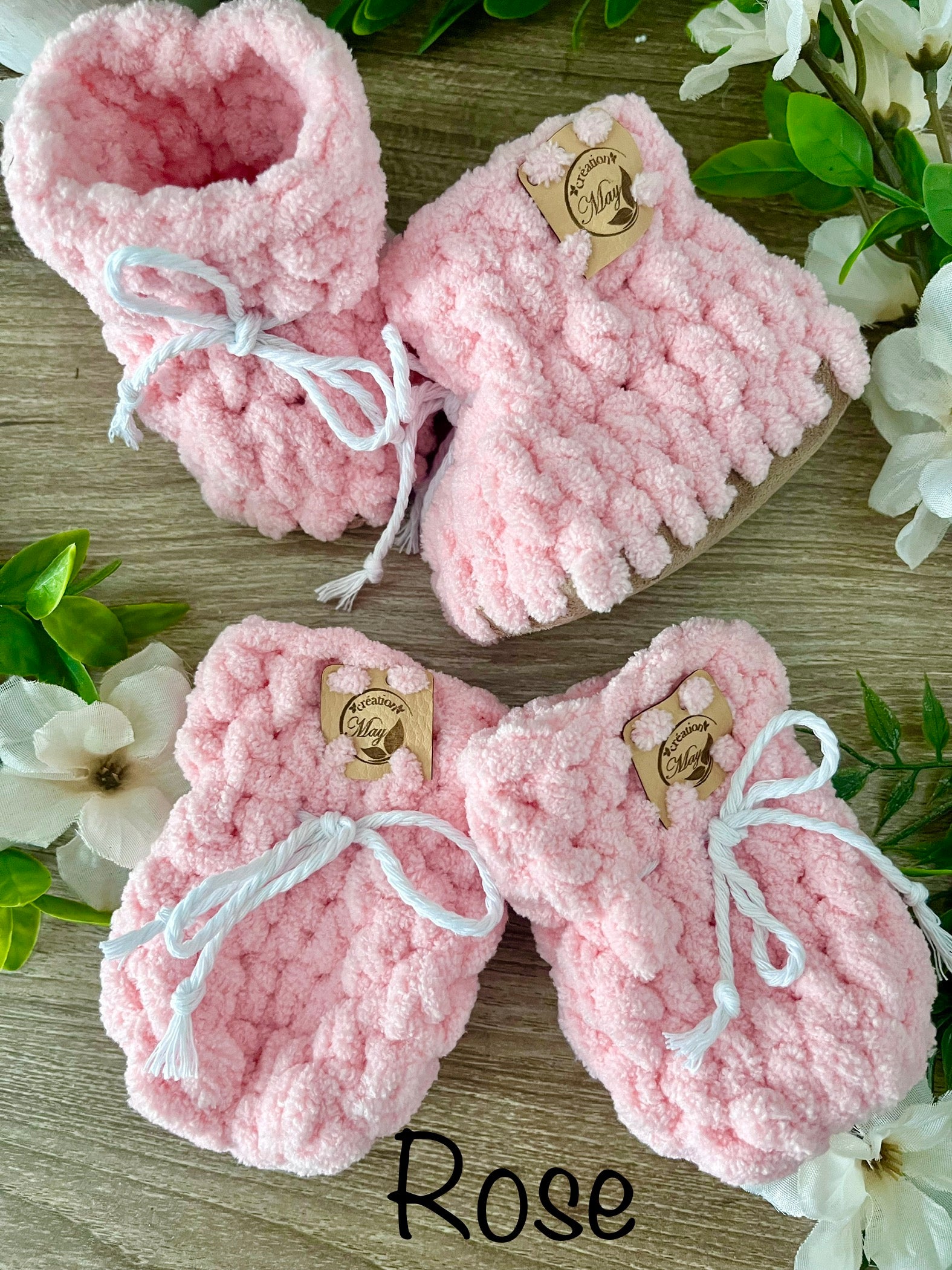 Duo pantoufles et mitaines pour BÉBÉ en polyester