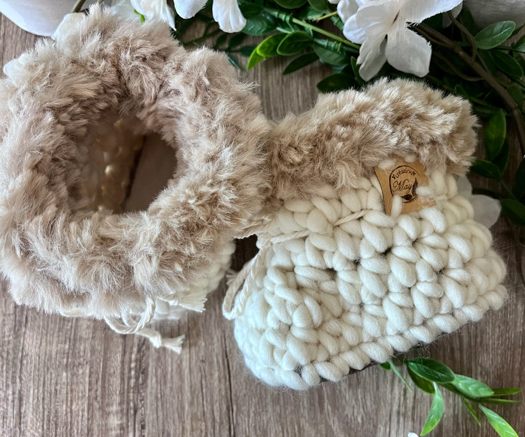 Pantoufles pour BÉBÉ en laine péruvienne AVEC FOURRURE