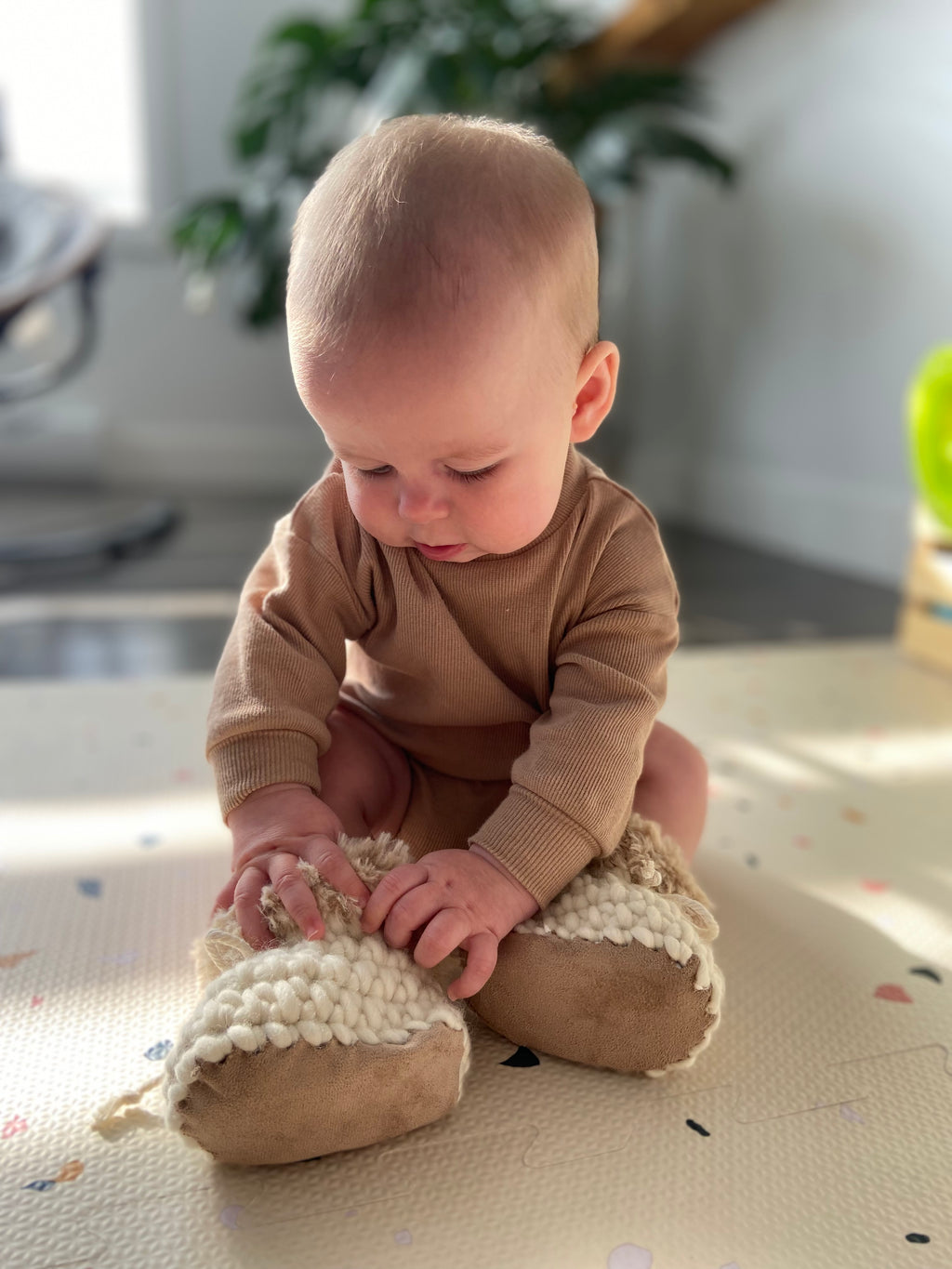 Pantoufles pour BÉBÉ en laine péruvienne AVEC FOURRURE